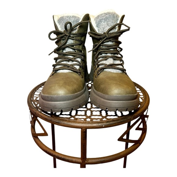 Women’s Maurice’s Boots 🥾Greenish Brown Newer Condition Size 7 - Picture 3 of 6